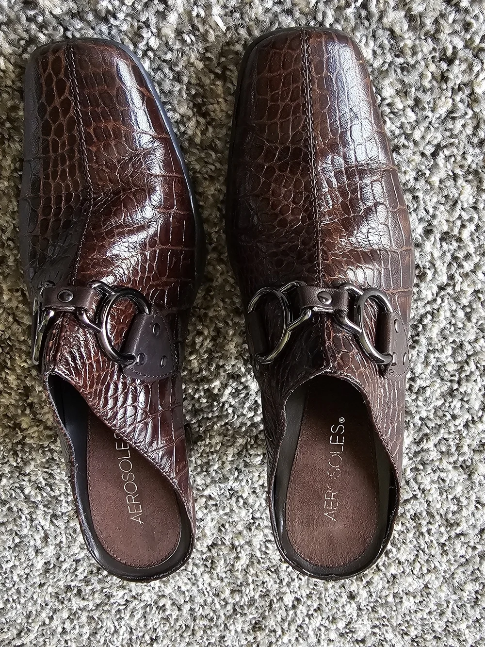 AEROSOLES Brown Croc-Embossed Slip-On Loafers with Metal Bit